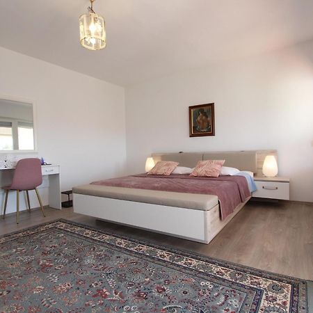 Rooms And Apartments Dino Rovinj Dış mekan fotoğraf