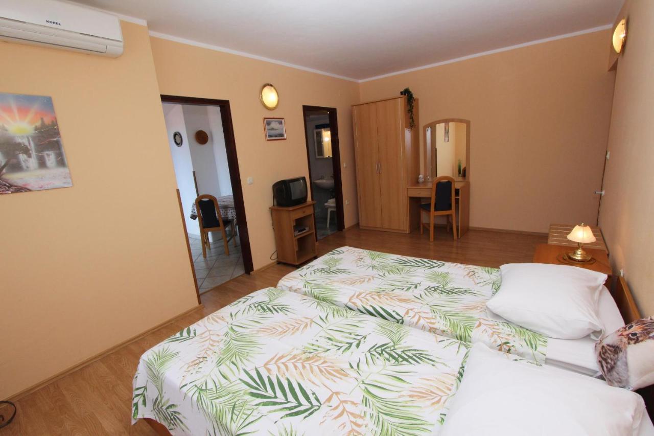 Rooms And Apartments Dino Rovinj Dış mekan fotoğraf